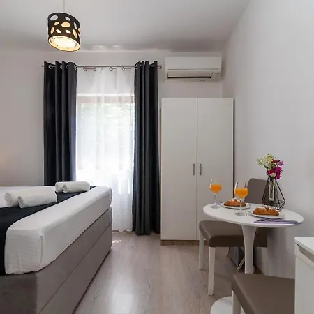 Bozan * Trogir