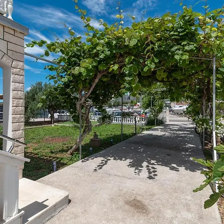 Bozan Apartment