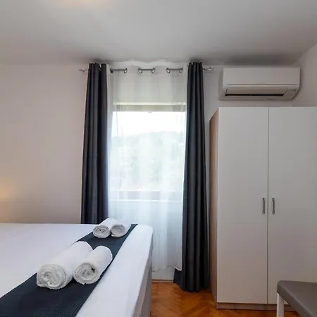Apartment Bozan