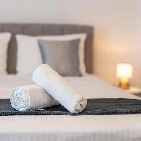 Apartament Bozan *